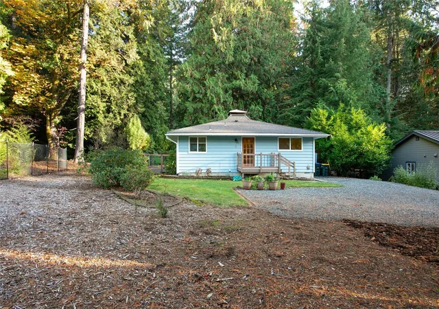 Photo 4 of Single family home for sale at 9 Fawn Ct, Bellingham, WA 98229 | MLS# NWM2597480 | Listing updated on 2026-10-23