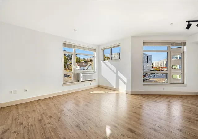 Photo 4 of Condo for sale at 1501 Tacoma Ave S #406, Tacoma, WA 98402 | MLS# NWM2597485 | Listing updated on 2026-10-30