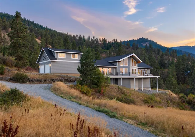 Photo 1 of Single family home for sale at 5342 Whispering Ridge Dr, Wenatchee, WA 98801 | MLS# NWM2597494 | Listing updated on 2026-10-27
