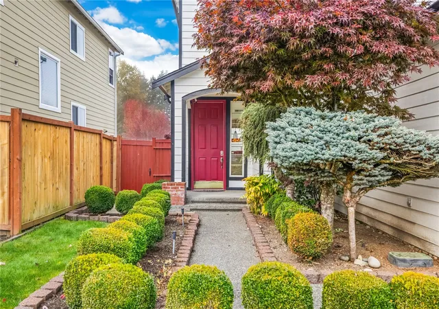 Photo 1 of Single family home for sale at 17706 90th Avenue E, Puyallup, WA 98375 | MLS# NWM2597497 | Listing updated on 2026-10-27