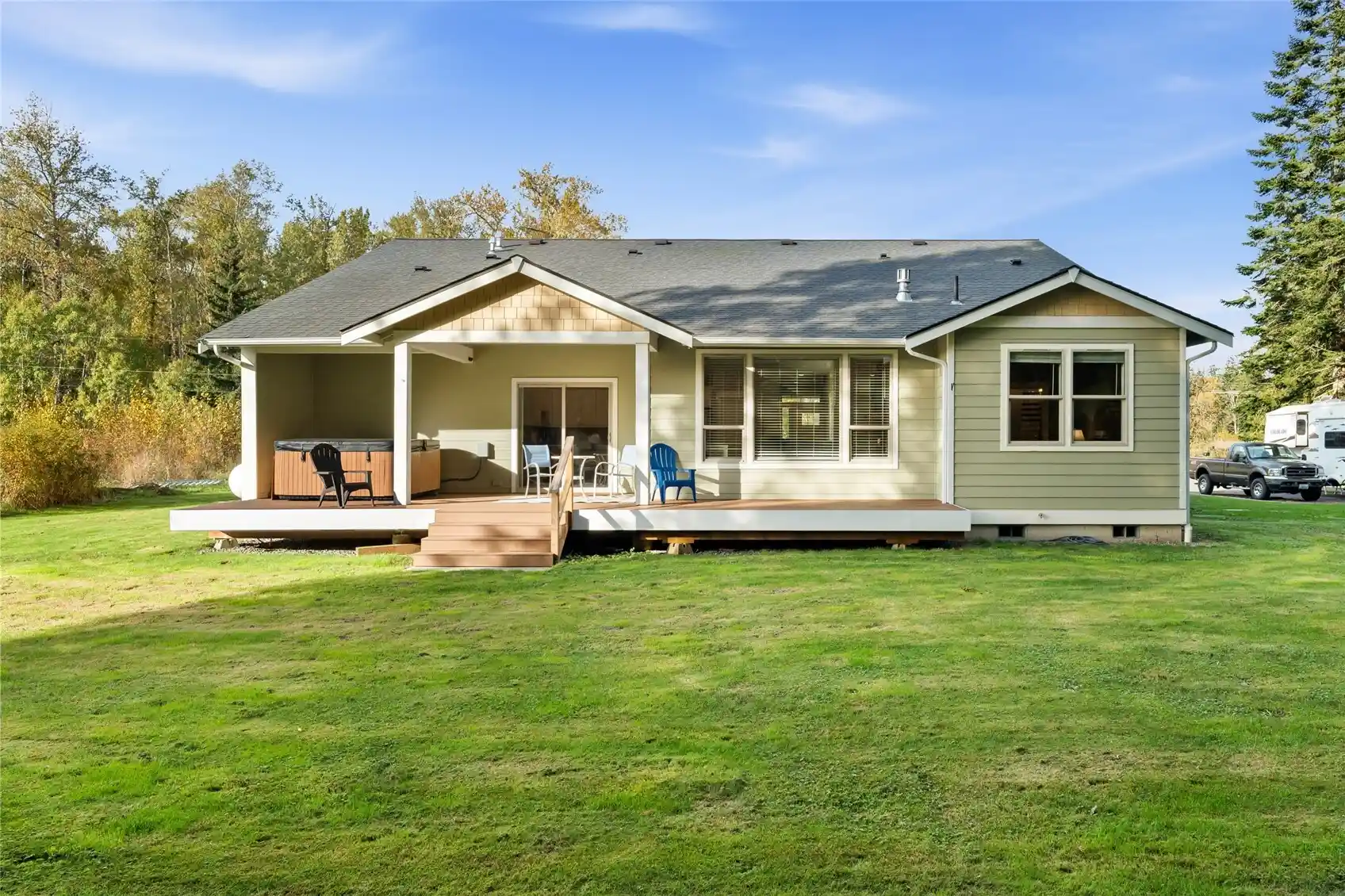 Photo 3 of Single family home for sale at 955 Van Wyck Rd, Bellingham, WA 98226 | MLS# NWM2597517 | Listing updated on 2026-10-25