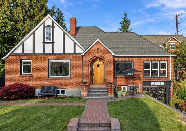 Single family home for sale at 606 1st Street, Snohomish, WA 98290 | MLS# NWM2597521