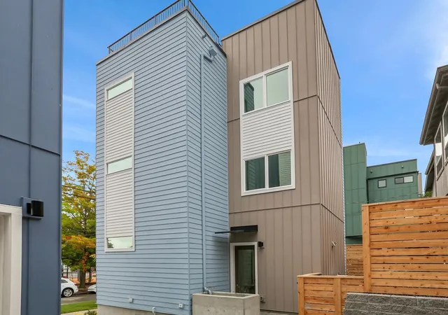 Photo 2 of Single family home for sale at 2612 Nw 62nd Street, Seattle, WA 98107 | MLS# NWM2597522 | Listing updated on 2026-10-24