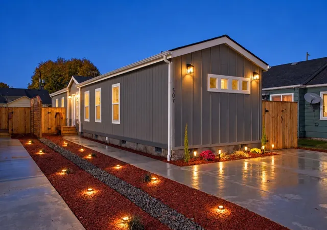 Manufactured home for sale at 507 S 5th Avenue, Kelso, WA 98626 | MLS# NWM2597523 | Listing updated on 2026-10-31