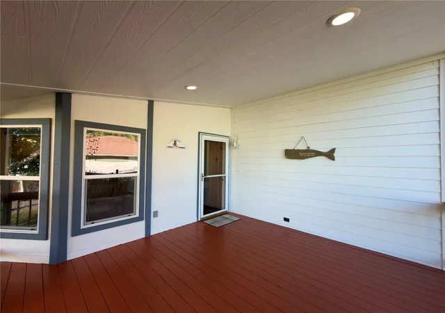Photo 3 of Manufactured home for sale at 940 Madrona Way, Sequim, WA 98382 | MLS# NWM2597525 | Listing updated on 2026-10-26