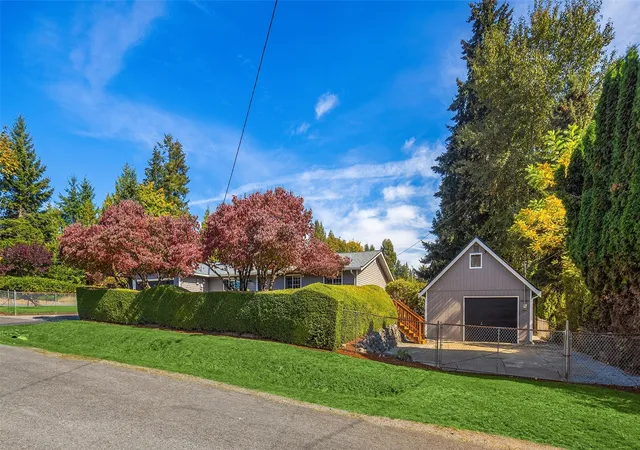 Photo 2 of Single family home for sale at 20004 142nd Avenue SE, Kent, WA 98042 | MLS# NWM2597531 | Listing updated on 2026-10-24