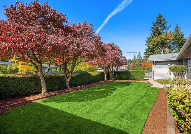 Photo 3 of Single family home for sale at 20004 142nd Avenue SE, Kent, WA 98042 | MLS# NWM2597531 | Listing updated on 2026-10-24