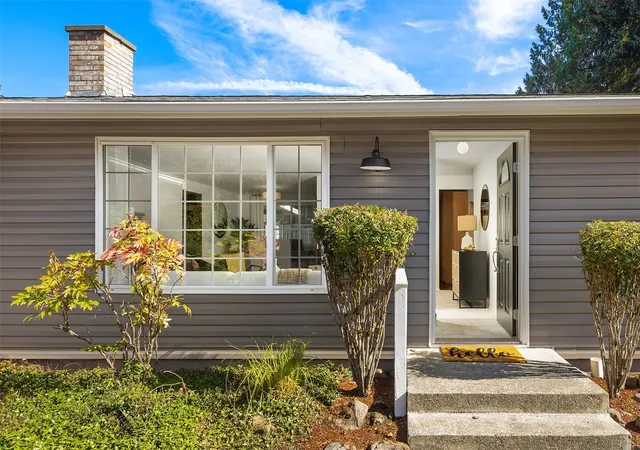 Photo 4 of Single family home for sale at 20004 142nd Avenue SE, Kent, WA 98042 | MLS# NWM2597531 | Listing updated on 2026-10-24