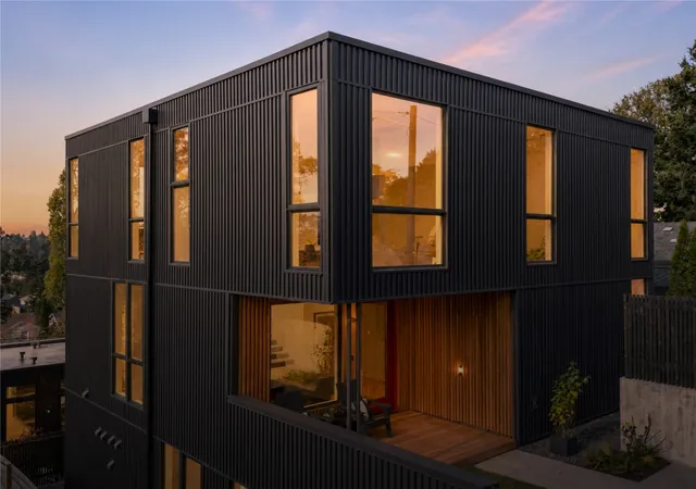 Townhouse for sale at 8149 14th Avenue SW, Seattle, WA 98106 | MLS# NWM2597555