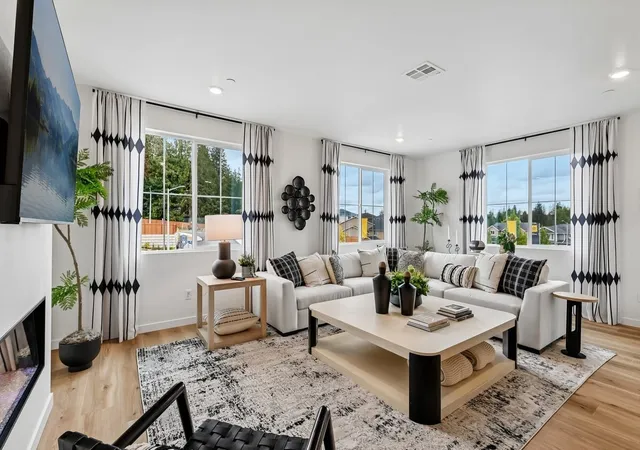 Photo 2 of Townhouse for sale at 10833 15th Street Se #24, Lake Stevens, WA 98258 | MLS# NWM2597557 | Listing updated on 2026-10-29