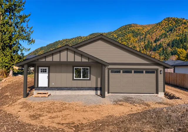 Single family home for sale at 6304 Winchester Way, Maple Falls, WA 98266 | MLS# NWM2597566