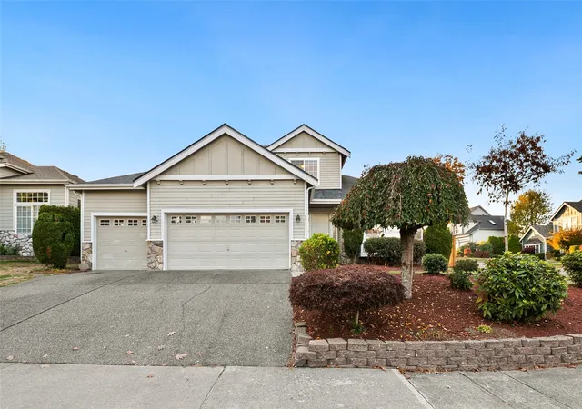 Photo 1 of Single family home for sale at 28003 24th Place S, Federal Way, WA 98003 | MLS# NWM2597579 | Listing updated on 2026-10-29