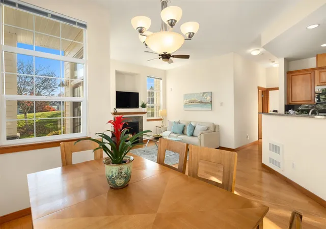 Photo 3 of Condo for sale at 1855 Trossachs Blvd SE #2802, Sammamish, WA 98075 | MLS# NWM2597581 | Listing updated on 2026-10-23
