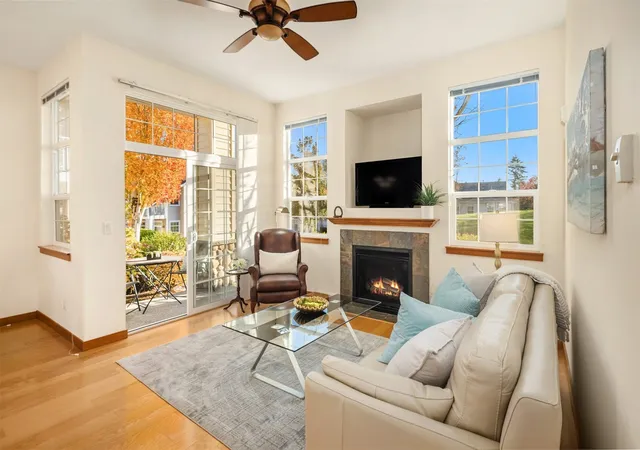 Photo 4 of Condo for sale at 1855 Trossachs Blvd SE #2802, Sammamish, WA 98075 | MLS# NWM2597581 | Listing updated on 2026-10-23