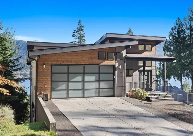 Photo 1 of Single family home for sale at 16 N Point Dr, Bellingham, WA 98229 | MLS# NWM2597584 | Listing updated on 2026-10-26