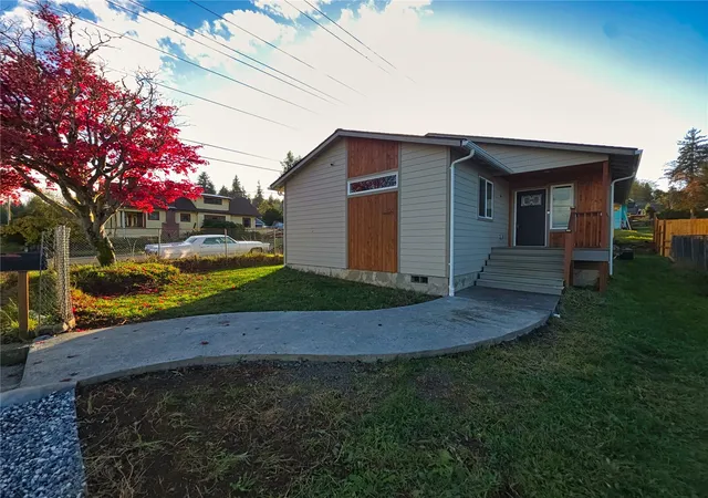 Photo 1 of Single family home for sale at 758 Barnhart St, Raymond, WA 98577 | MLS# NWM2597588 | Listing updated on 2026-10-29