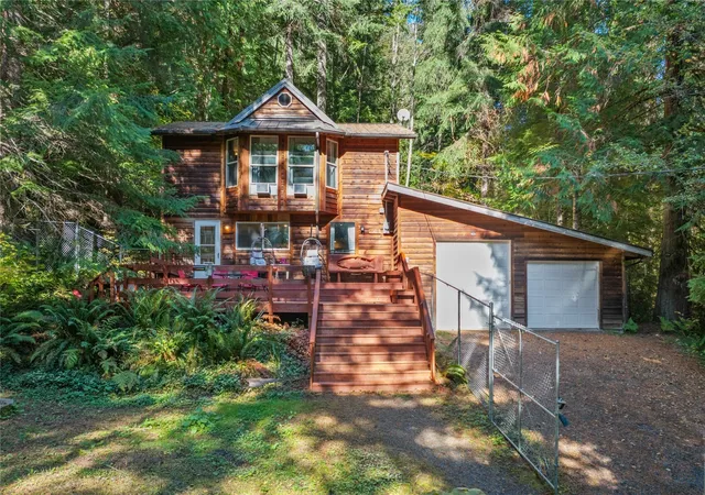Photo 1 of Single family home for sale at 108 Kautz Pl, Ashford, WA 98304 | MLS# NWM2597589 | Listing updated on 2026-10-23