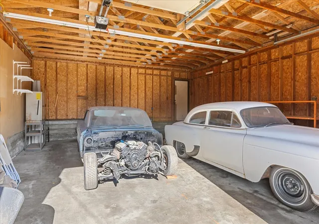 Photo 4 of Single family home for sale at 23927 80th Place W, Edmonds, WA 98026 | MLS# NWM2597595 | Listing updated on 2026-10-26