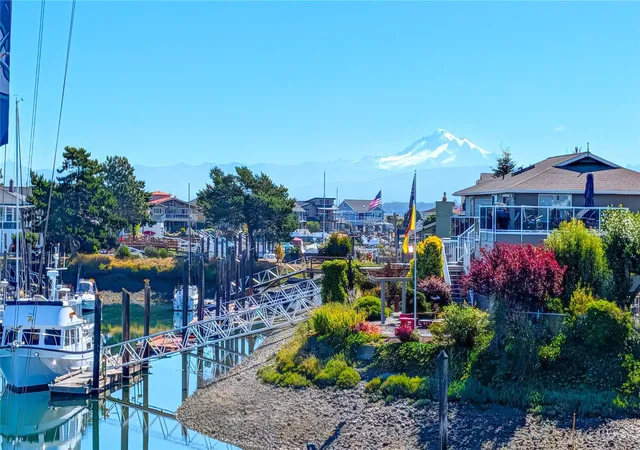 Photo 1 of Single family home for sale at 4098 Sucia Dr, Ferndale, WA 98248 | MLS# NWM2597612 | Listing updated on 2026-10-26