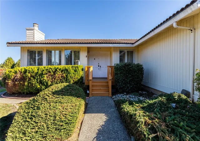 Photo 2 of Single family home for sale at 24704 132nd Place SE, Kent, WA 98042 | MLS# NWM2597621 | Listing updated on 2026-10-29