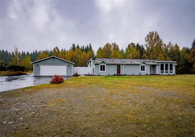Photo 1 of Manufactured home for sale at 331 E Enchantment Hts Dr, Union, WA 98592 | MLS# NWM2597622 | Listing updated on 2026-10-29