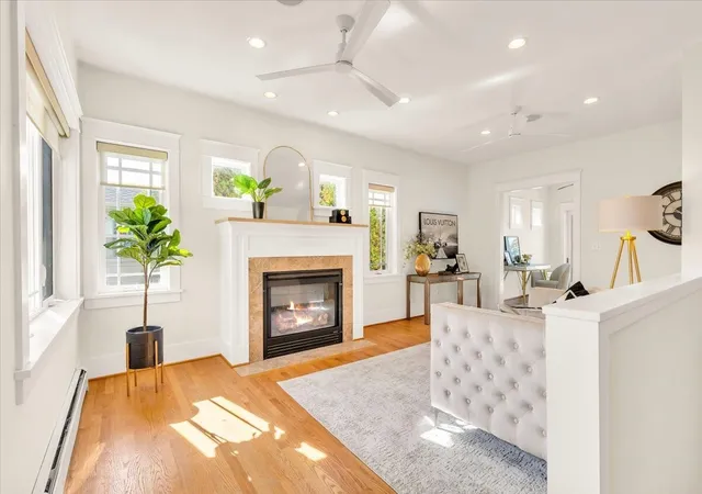 Photo 4 of Single family home for sale at 4049 40th Avenue SW, Seattle, WA 98116 | MLS# NWM2597627 | Listing updated on 2026-10-23