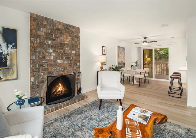 Photo 4 of Single family home for sale at 14340 113th Avenue NE, Kirkland, WA 98034 | MLS# NWM2597667 | Listing updated on 2026-10-27