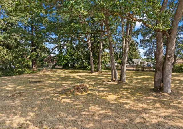 Photo 2 of Single family home for sale at 15202 Washington Ave Sw, Lakewood, WA 98498 | MLS# NWM2597672 | Listing updated on 2026-10-26