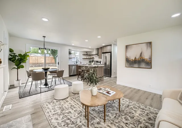 Photo 2 of Single family home for sale at 2613 Pike St SE, Auburn, WA 98002 | MLS# NWM2597704 | Listing updated on 2026-10-26