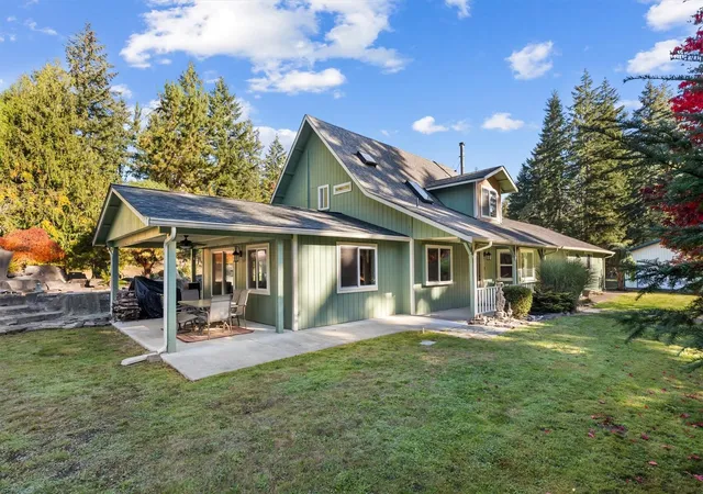 Photo 1 of Single family home for sale at 13524 Land Ln Se, Rainier, WA 98576 | MLS# NWM2597723 | Listing updated on 2026-10-23