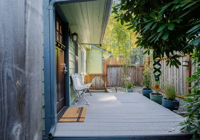 Photo 3 of Single family home for sale at 24233 Firdale Ave, Edmonds, WA 98020 | MLS# NWM2597724 | Listing updated on 2026-10-29