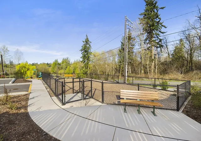 Photo 4 of Townhouse for sale at 16823 Alder Way #L5, Lynnwood, WA 98037 | MLS# NWM2597731 | Listing updated on 2026-10-26