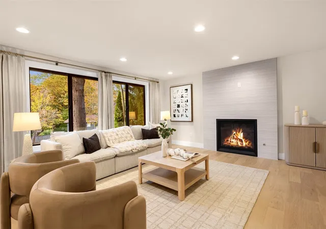 Photo 2 of Single family home for sale at 551 19th Place, Kirkland, WA 98033 | MLS# NWM2597764 | Listing updated on 2026-10-24
