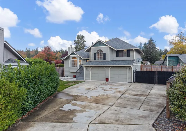 Photo 2 of Single family home for sale at 21914 Southeast 239th St, Maple Valley, WA 98038 | MLS# NWM2597776 | Listing updated on 2026-10-29