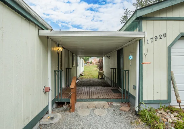 Photo 3 of Manufactured home for sale at 17926 Marine Dr, Stanwood, WA 98292 | MLS# NWM2597790 | Listing updated on 2026-10-28
