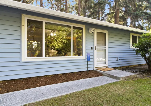 Photo 2 of Single family home for sale at 7631 Kittiwake Dr SE, Olympia, WA 98513 | MLS# NWM2597794 | Listing updated on 2026-10-30