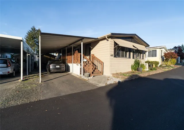 Photo 2 of Manufactured home for sale at 1111 Archwood Dr Sw #405, Olympia, WA 98502 | MLS# NWM2597801 | Listing updated on 2026-10-23