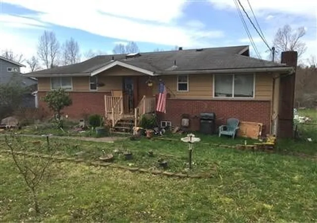 Photo 1 of Sale Pending at 26809 108th Avenue Se, Kent, WA 98030 | MLS# NWM2597809 | Listing updated on 2026-10-26