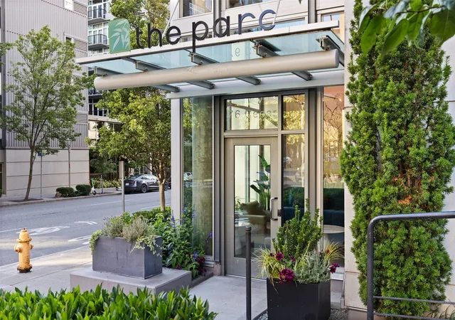 Photo 2 of Condo for sale at 76 Cedar St #805, Seattle, WA 98121 | MLS# NWM2597832 | Listing updated on 2026-10-28