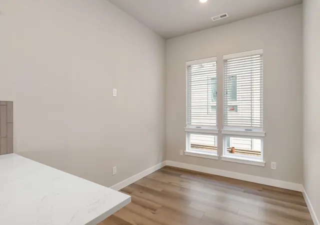 Photo 1 of Townhouse for sale at 6613 S 128th Street, Seattle, WA 98178 | MLS# NWM2597838 | Listing updated on 2026-10-29