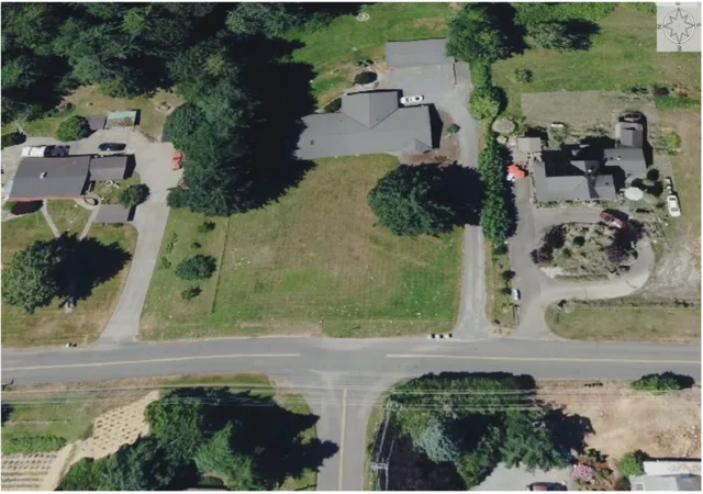 Photo 3 of Sale Pending at 2128 Lake Ave, Snohomish, WA 98290 | MLS# NWM2597847 | Listing updated on 2026-10-26