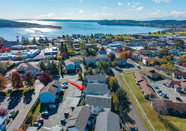 Photo 2 of Condo for sale at 730 Se 8th Avenue #B102, Oak Harbor, WA 98277 | MLS# NWM2597854 | Listing updated on 2026-10-27