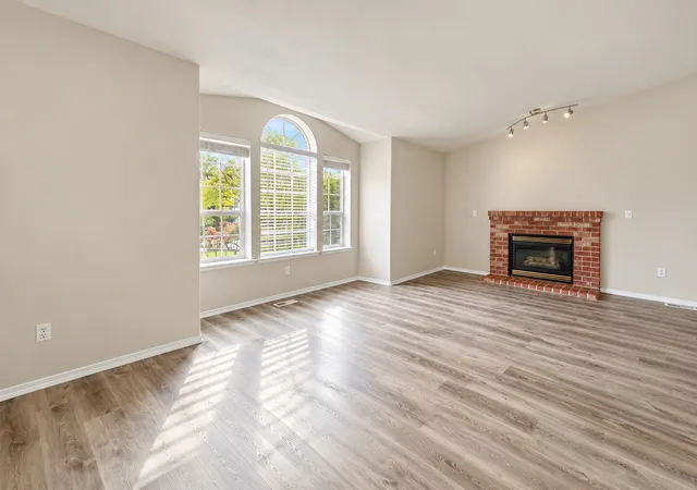 Photo 2 of Single family home for sale at 16805 114th Avenue Ct E, Puyallup, WA 98374 | MLS# NWM2597859 | Listing updated on 2026-10-27