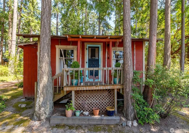 Photo 1 of Single family home for sale at 16763 Chilberg Ave, La Conner, WA 98257 | MLS# NWM2597865 | Listing updated on 2026-10-26