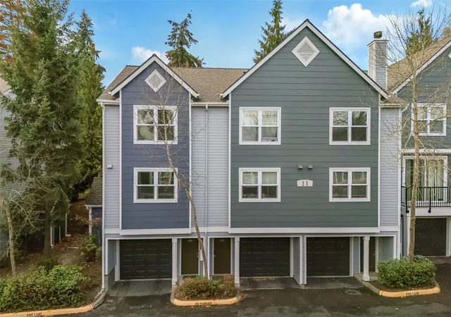 Townhouse for sale at 3116 164th Street SW #1101, Lynnwood, WA 98087 | MLS# NWM2597909