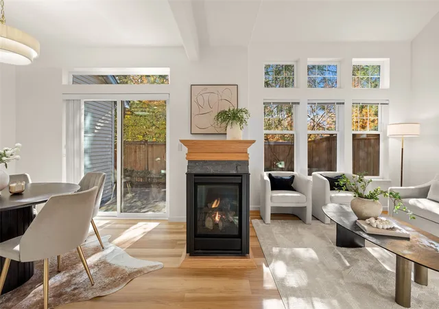 Photo 4 of Townhouse for sale at 4627 NE 6th Court #4627, Renton, WA 98059 | MLS# NWM2597966 | Listing updated on 2026-10-26