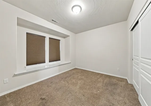 Photo 4 of Single family home for sale at 8004 Cassiar Dr, Pasco, WA 99301 | MLS# NWM2597986 | Listing updated on 2026-10-26