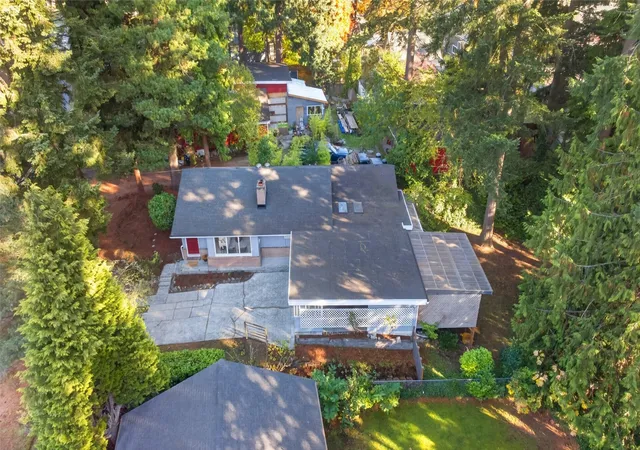 Photo 1 of Single family home for sale at 527 N 172nd Street, Shoreline, WA 98133 | MLS# NWM2597987 | Listing updated on 2026-10-27