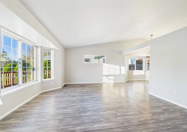 Photo 3 of Single family home for sale at 17431 Highland View Dr, Arlington, WA 98223 | MLS# NWM2597988 | Listing updated on 2026-10-27