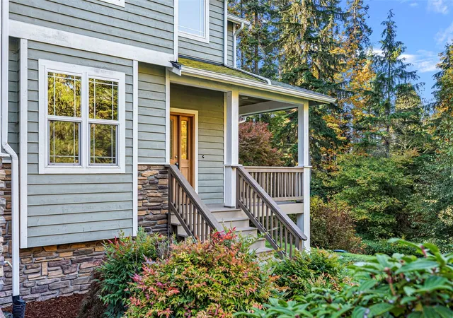 Photo 3 of Single family home for sale at 16336 Reitan Rd NE, Bainbridge Island, WA 98110 | MLS# NWM2598012 | Listing updated on 2026-10-27